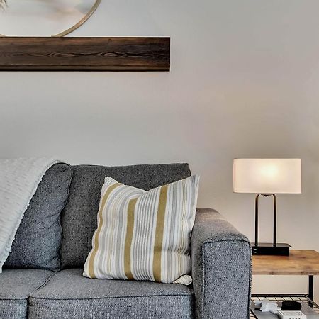 Downtown Paso: Sip N Sleepz 3 Bed/2.5 Bath Villa Paso Robles Bagian luar foto